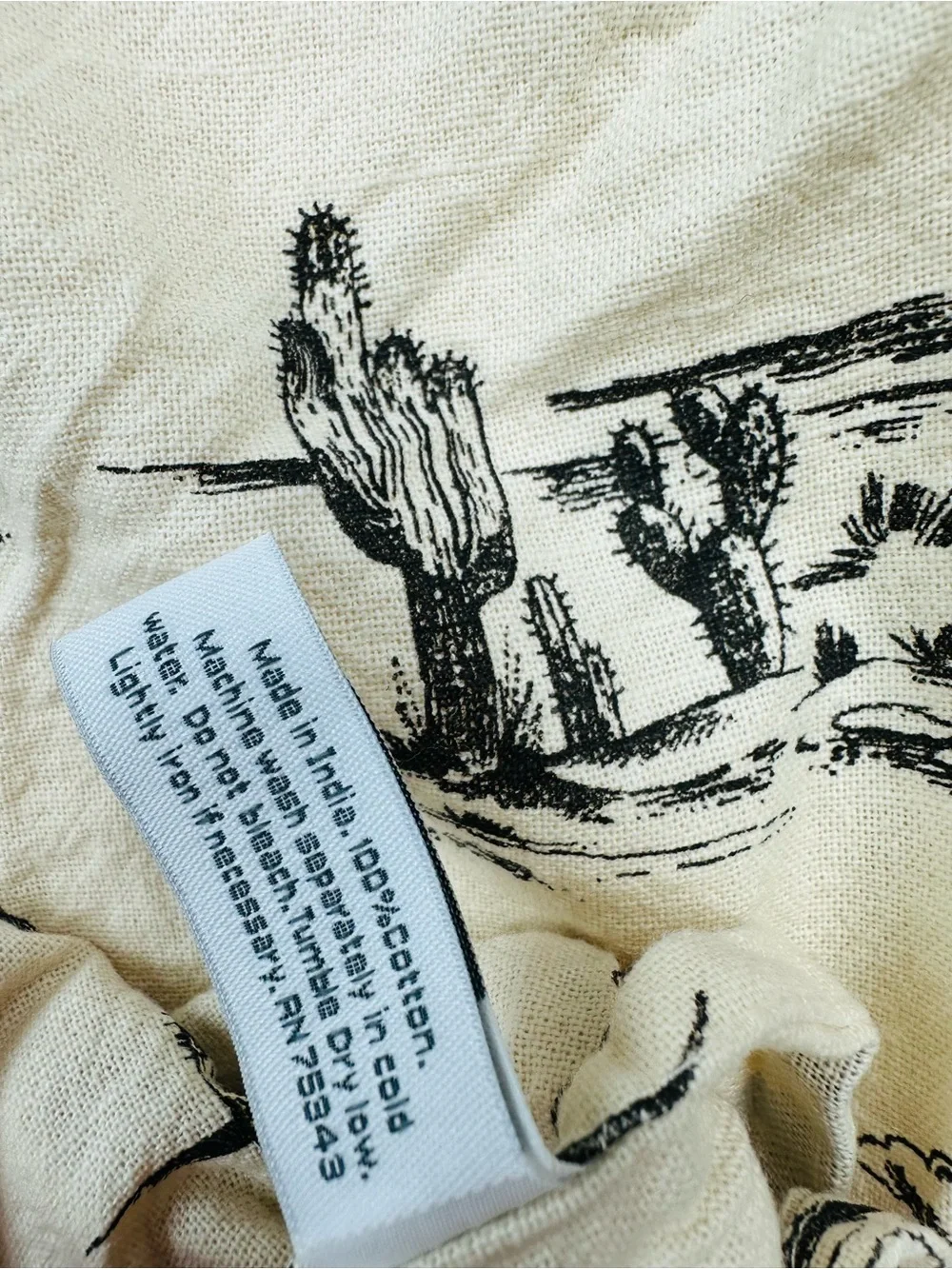 Aspen Cotton Western Horse Cactus Round Tablecloth 62 inches